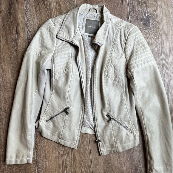 Maurices tan leather jacket with zippers - Picture 2 of 4